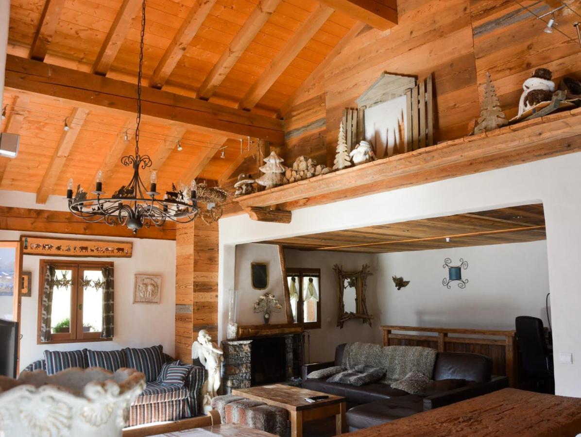Chalet Des Trappeurs Coeur Vanoise 15 Persons La Plagne Luaran gambar