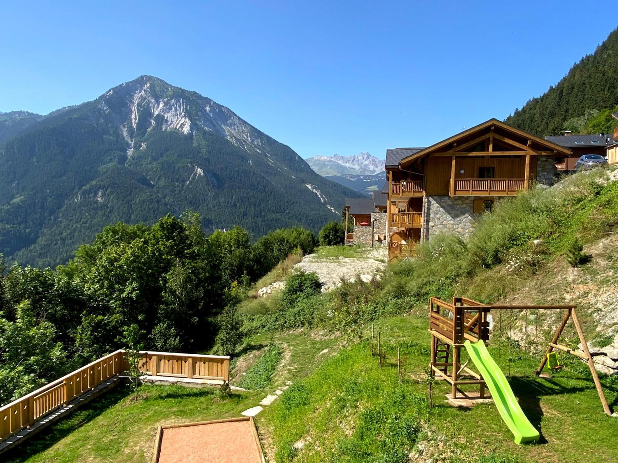 Chalet Des Trappeurs Coeur Vanoise 15 Persons La Plagne Luaran gambar